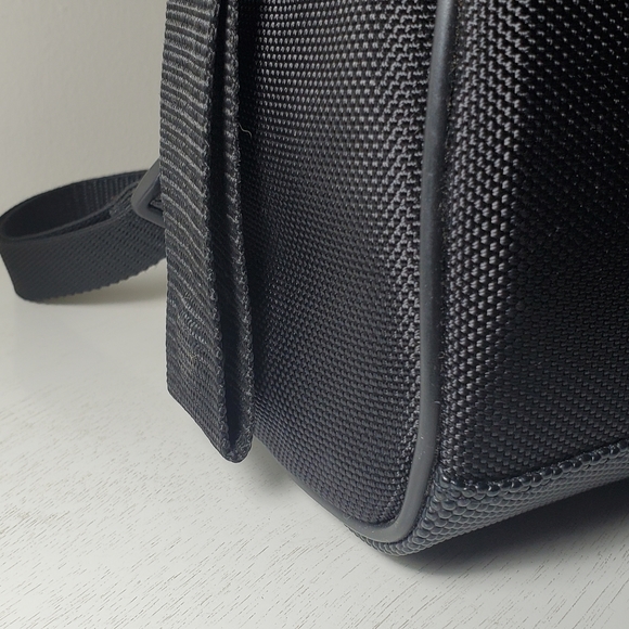 Mickey Mouse Camera Bag Zip Close Pockets Attachable Strap Black Canvas Disney - Picture 10 of 12